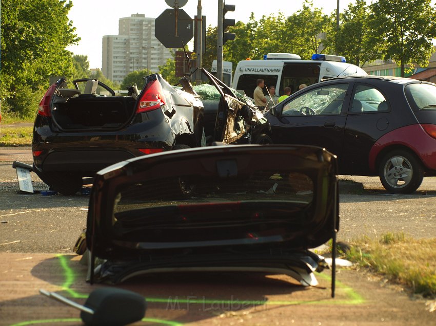 VU Koeln Chorweiler Merianstr Neusser Landstr P066.JPG